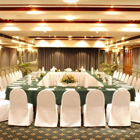 Aditya Park-A Sarovar Portico Hotel Hajdarábád Exteriér fotografie