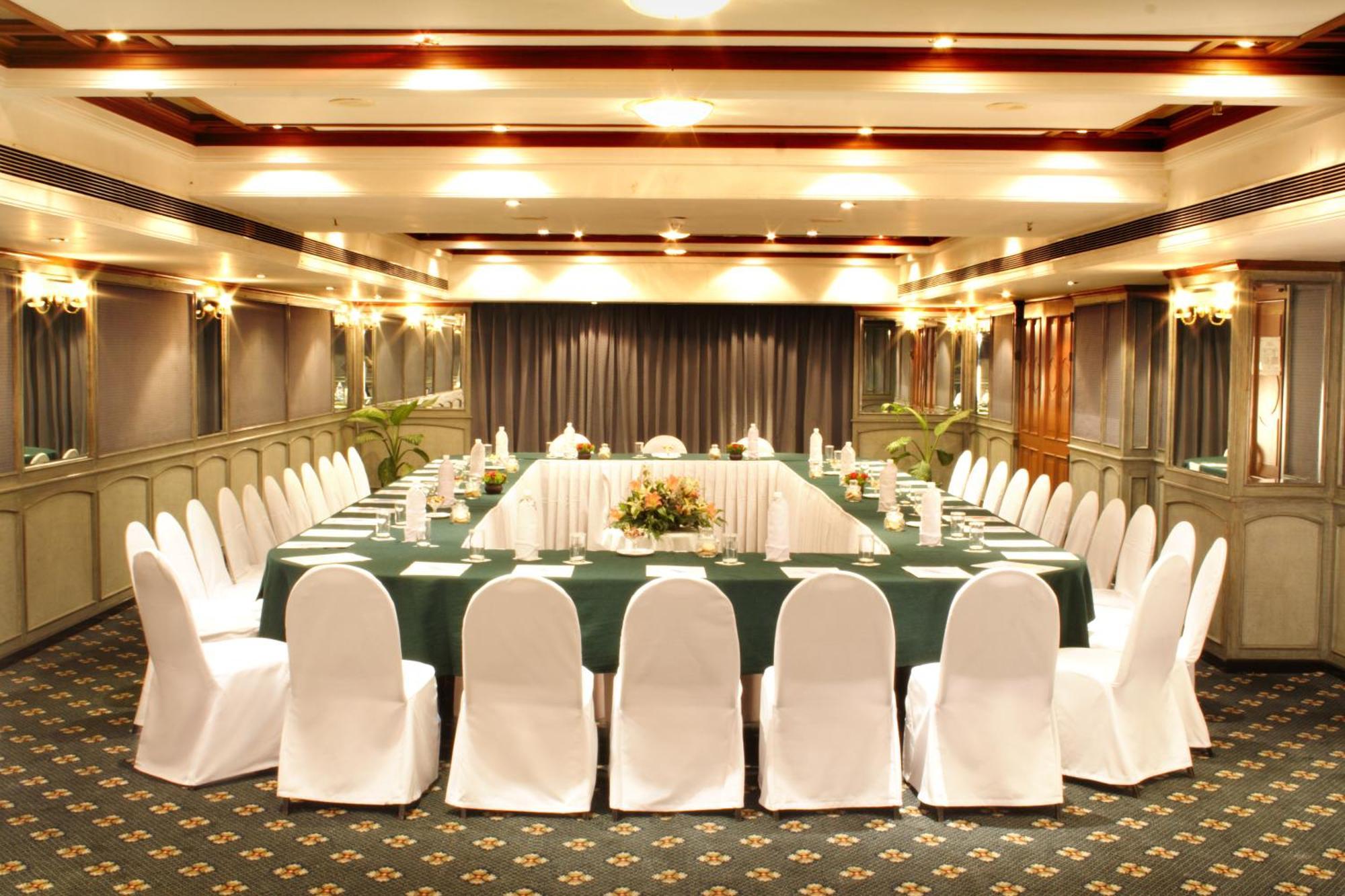 Aditya Park-A Sarovar Portico Hotel Hajdarábád Exteriér fotografie